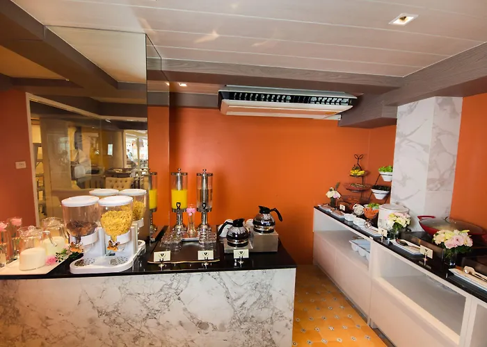Khaosan Palace Hotel