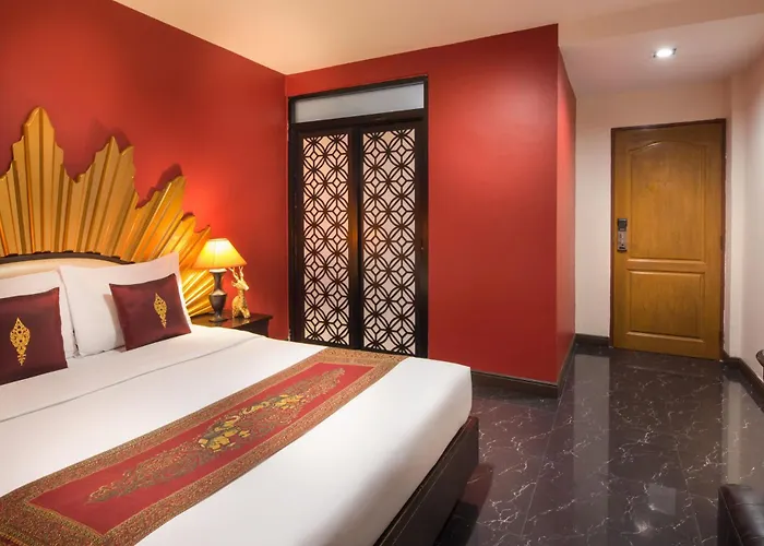 Khaosan Palace Hotell